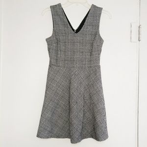 Banana Republic Sleeveless Dress
